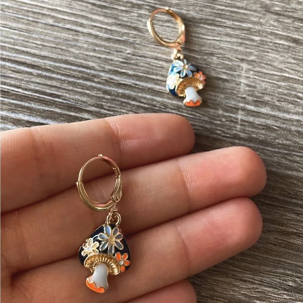 Anthropologie mushroom drop